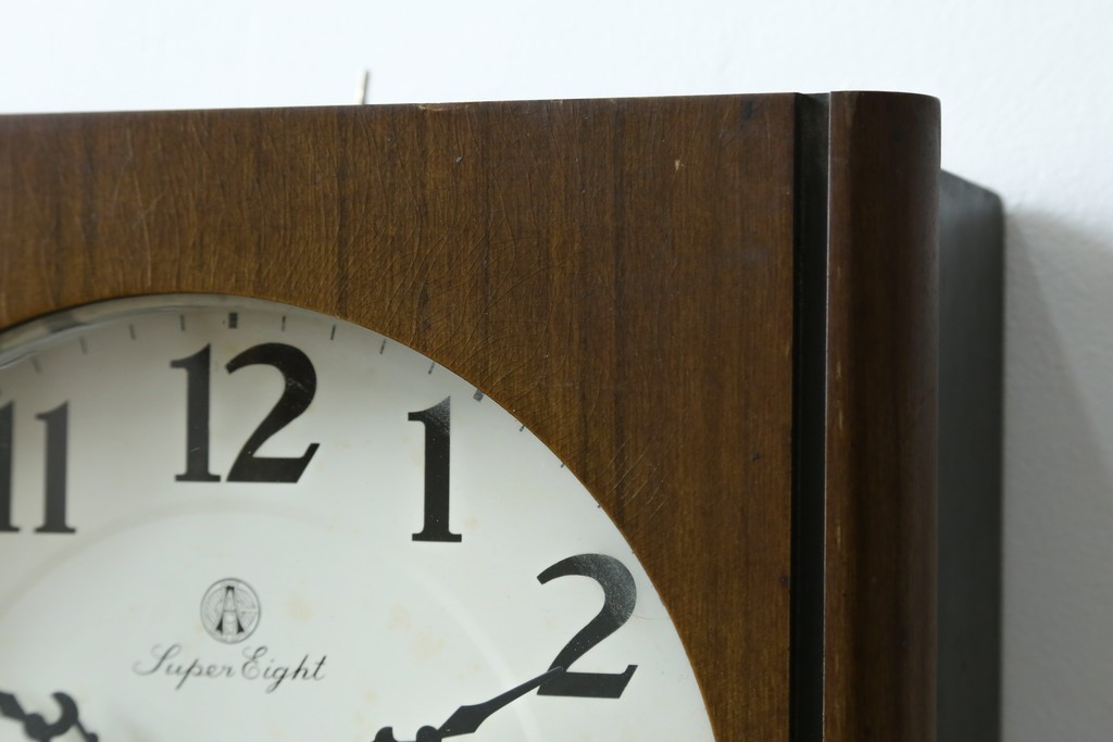 和製アンティーク　愛知時計電機(アイチ、AICHI)　AC TRADE MARK(トレードマーク)　Super Eight (スーパーエイト)　30DAY　レトロモダンなデザインが魅力的な掛け時計　(R-072411)