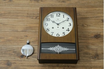 和製アンティーク　愛知時計電機(アイチ、AICHI)　AC TRADE MARK(トレードマーク)　Super Eight (スーパーエイト)　30DAY　レトロモダンなデザインが魅力的な掛け時計　(R-072411)