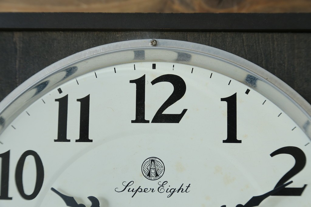 和製アンティーク　愛知時計電機(アイチ、AICHI)　AC TRADE MARK(トレードマーク)　Super Eight (スーパーエイト)　30DAY　レトロモダンなデザインが魅力的な掛け時計　(R-072411)