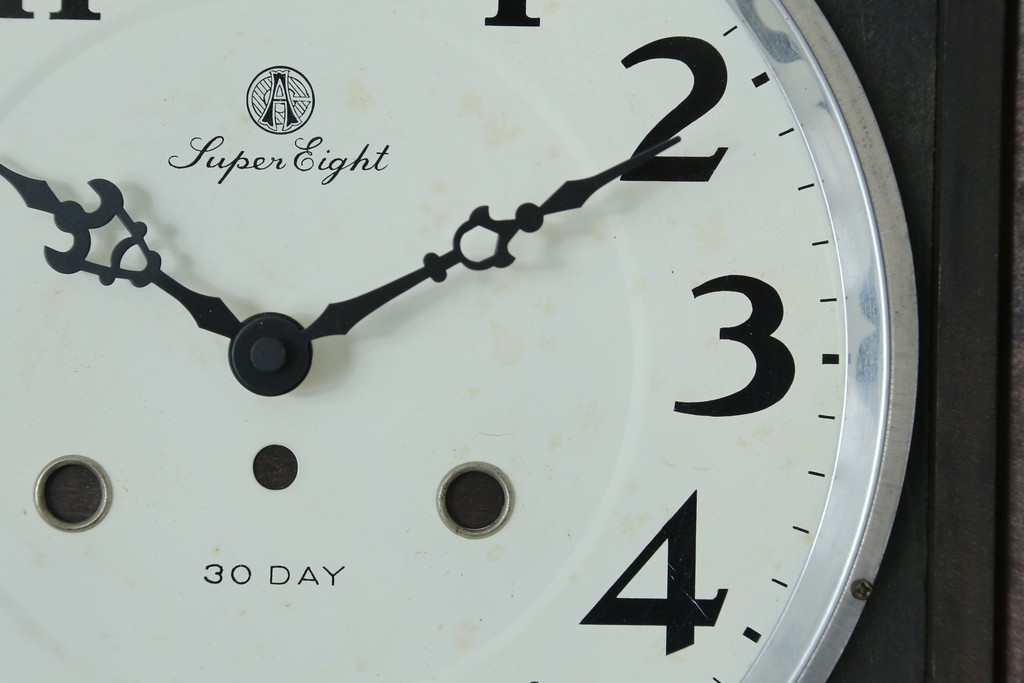 和製アンティーク　愛知時計電機(アイチ、AICHI)　AC TRADE MARK(トレードマーク)　Super Eight (スーパーエイト)　30DAY　レトロモダンなデザインが魅力的な掛け時計　(R-072411)