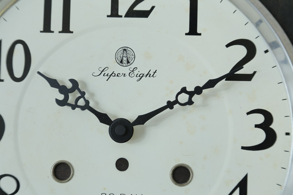 和製アンティーク　愛知時計電機(アイチ、AICHI)　AC TRADE MARK(トレードマーク)　Super Eight (スーパーエイト)　30DAY　レトロモダンなデザインが魅力的な掛け時計　(R-072411)