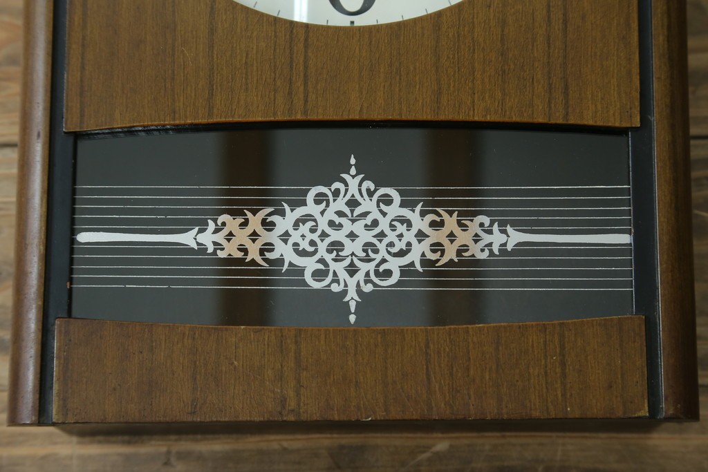 和製アンティーク　愛知時計電機(アイチ、AICHI)　AC TRADE MARK(トレードマーク)　Super Eight (スーパーエイト)　30DAY　レトロモダンなデザインが魅力的な掛け時計　(R-072411)