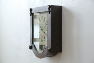 和製アンティーク　C.M.A.EXAMINED　昭和レトロ　珍しいデザインが魅力的な掛け時計　(R-072418)