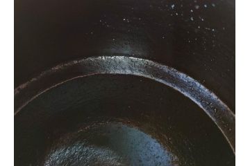 未使用　南部　名工　佐藤秀次郎　秀山作　味わい深い風合いが魅力的な鉄瓶(湯沸、湯瓶、茶道具、茶器、共箱付き)(R-072470)