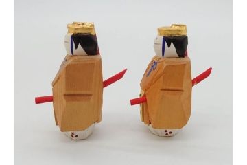 奈良人形　一刀彫　染川宗進(白鹿園)　五段　十五人揃　小さくて可愛らしい雛人形(ひな人形、雛壇、段飾、木製、木彫り、置物、共箱付き)(R-072471)
