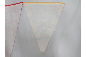 超稀少　コビト　おそ松くん　チョコレート　昭和レトロな雰囲気漂う三角のれん(ペナント、東京渡辺製菓、K.K、暖簾、広告、POP、袋付き)(R-072477)