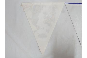 超稀少　コビト　おそ松くん　チョコレート　昭和レトロな雰囲気漂う三角のれん(ペナント、東京渡辺製菓、K.K、暖簾、広告、POP、袋付き)(R-072477)