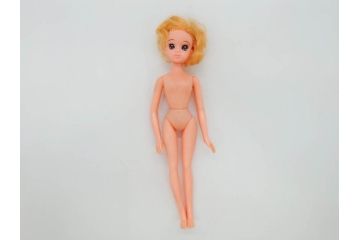 昭和　当時物　タカラ　リカちゃん　アイデアル　タミーちゃん　チーちゃんのホームセットデラックス　多数の服や小物・タンス・ベット付き　人形9体まとめてセット(ロコたん、中島製作所、TAKARA、IDEAL TOY CORP、Tammy、BS-12、着せ替え人形、日本製)(R-072478)