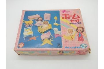 昭和　当時物　タカラ　リカちゃん　アイデアル　タミーちゃん　チーちゃんのホームセットデラックス　多数の服や小物・タンス・ベット付き　人形9体まとめてセット(ロコたん、中島製作所、TAKARA、IDEAL TOY CORP、Tammy、BS-12、着せ替え人形、日本製)(R-072478)
