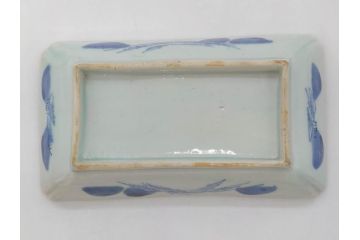 江戸後期〜幕末　伊万里　染付　約21cm　6.7寸　大胆に描かれた山水図に魅了される長皿3枚セット(角皿、和皿、和食器、六寸七分)(R-072482)