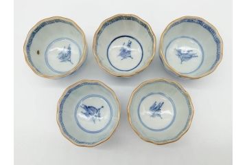 江戸後期〜幕末　伊万里　染付　山水図　金の縁となめらかなフォルムが素敵な猪口5客セット(おちょこ、ぐい呑み、酒器、和食器)(R-072484)