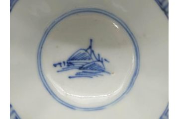 江戸後期〜幕末　伊万里　染付　山水図　金の縁となめらかなフォルムが素敵な猪口5客セット(おちょこ、ぐい呑み、酒器、和食器)(R-072484)