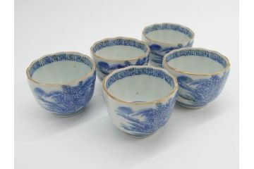 江戸後期〜幕末　伊万里　染付　山水図　金の縁となめらかなフォルムが素敵な猪口5客セット(おちょこ、ぐい呑み、酒器、和食器)(R-072485)
