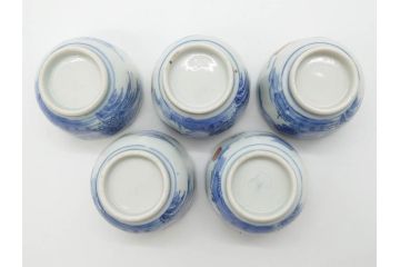 江戸後期〜幕末　伊万里　染付　山水図　金の縁となめらかなフォルムが素敵な猪口5客セット(おちょこ、ぐい呑み、酒器、和食器)(R-072485)