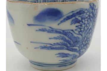江戸後期〜幕末　伊万里　染付　山水図　金の縁となめらかなフォルムが素敵な猪口5客セット(おちょこ、ぐい呑み、酒器、和食器)(R-072485)