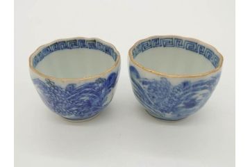 江戸後期〜幕末　伊万里　染付　山水図　金の縁となめらかなフォルムが素敵な猪口5客セット(おちょこ、ぐい呑み、酒器、和食器)(R-072486)