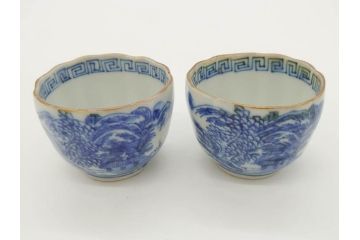 江戸後期〜幕末　伊万里　染付　山水図　金の縁となめらかなフォルムが素敵な猪口5客セット(おちょこ、ぐい呑み、酒器、和食器)(R-072486)