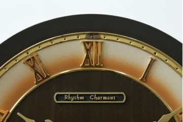 和製アンティーク　リズム時計　Rhythm Charmant　30Day　落ち着いた色味と文字盤がおしゃれな置き時計　(R-072504)