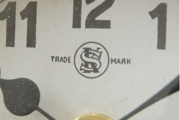和製アンティーク　三工舎　TRADE(SK)MARK　木の温かみを感じる三方置時計(三面時計、置き時計、古時計)(R-072509)