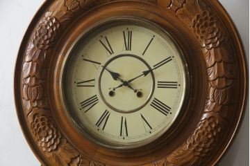 和製アンティーク　REGULATOR A　クォーツ式　特大!! 繊細な彫刻が目を惹く掛け時計(柱時計、古時計、振り子時計)(R-072512)