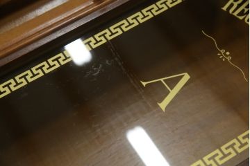 和製アンティーク　REGULATOR A　クォーツ式　特大!! 繊細な彫刻が目を惹く掛け時計(柱時計、古時計、振り子時計)(R-072512)