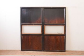 アンティーク建具　レーザー組子入れます!　上質な和の趣を感じさせる組子帯戸2枚セット(ガラス帯戸、引き戸)(R-072523)