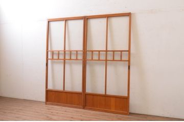 アンティーク建具　ノスタルジックな雰囲気溢れるガラス戸2枚セット(引き戸)(R-072532)