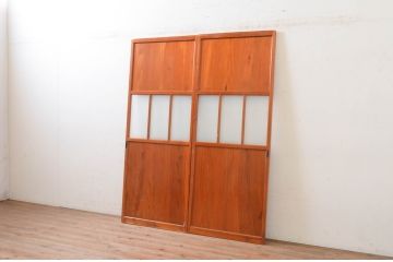 アンティーク建具　レトロな空間作りにおすすめな幅狭ガラス帯戸2枚セット(引き戸、板戸)(R-072537)