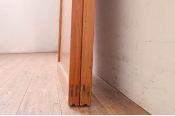 アンティーク建具　レトロな空間作りにおすすめな幅狭ガラス帯戸2枚セット(引き戸、板戸)(R-072537)