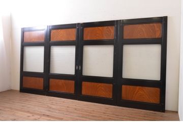 アンティーク建具　高級品!!　石川県産　鏡板欅(ケヤキ)材　バイカラーが目を引く上品なガラス戸4枚セット(引き戸)(R-072548)