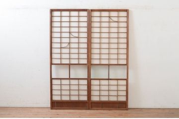 アンティーク建具　レトロな空間を演出する格子入り幅狭障子戸2枚セット(引き戸、格子戸、ガラス帯戸)(R-072553)