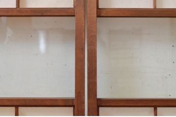 アンティーク建具　レトロな空間を演出する格子入り障子戸2枚セット(引き戸、格子戸、帯戸)(R-072557)