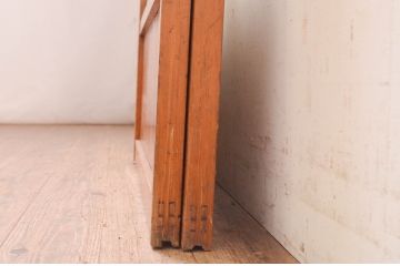 アンティーク建具　ガラスの模様が素敵!レトロな空間づくりにオススメのガラス戸2枚セット(引き戸)(R-072559)