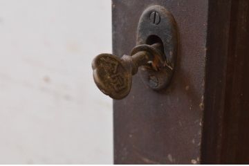 アンティーク建具　大正ロマン　レトロな空間づくりにオススメのガラス戸1枚(引き戸)(R-072562)