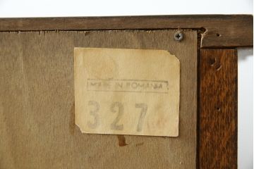 ヨーロッパビンテージ　ルーマニア製　オーク材の温かみある木肌に施されたカービングと猫脚が魅力のサイドチェスト(引き出し、ヴィンテージ)(R-072566)