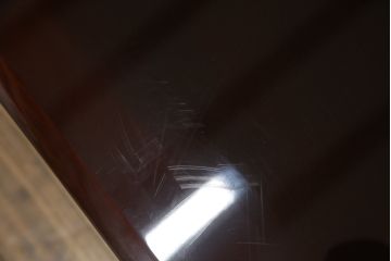 中古　美品!!　輪島塗り　玉水刻　上品な佇まいが魅力的のガラス天板付き座卓(ローテーブル、センターテーブル、リビングテーブル)(R-072571)