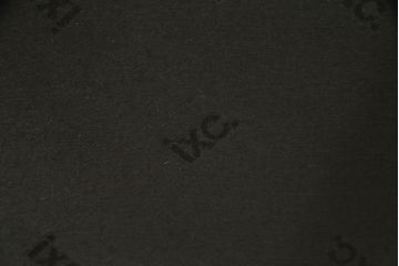 中古　短期展示品　Cassinaixc.(カッシーナイクスシー)　IXC. R&D(イクスシー.R&D)　LINE(ライン)　ウルトラスエード(ULTRASUEDE)　Eランク　シンプルですっきりとした佇まいが魅力のダイニングチェア(椅子、イス、アームレスチェア、店舗什器)(定価約7万7千円)(R-072573)