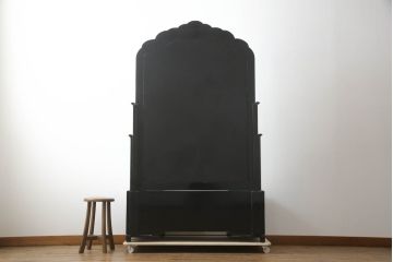 中古　高級品　特大!!　韓国　螺鈿細工　煌びやかで凝った意匠が目を引くドレッサー(鏡台、化粧台、ミラー)(定価約80万円)(R-072574)