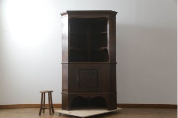 中古　民芸家具　松本民芸家具　落ち着きのある洗練された佇まいが魅力のB型隅棚(コーナーキャビネット、収納棚、飾り棚)(定価約58万円)(R-072575)