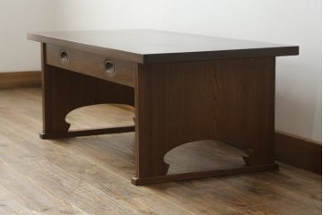 中古　高級品!!　指物家具　タモ材　漆塗り　凛とした佇まいと杢目が美しい文机(ローテーブル、座机、作業台、ワークデスク、在宅用、在宅ワーク用)(R-072578)