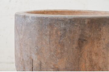 和製アンティーク　素朴な佇まいが魅力の小振りな臼(ウス、うす、ディスプレイ、DIY)(R-072583)