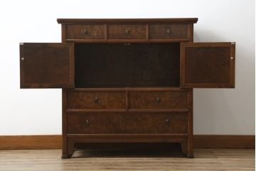 中古　指物家具　吉蔵　端正でおおらかな雰囲気漂う李朝スタイルの収納棚(小箪笥、引き出し、戸棚)(R-072591)