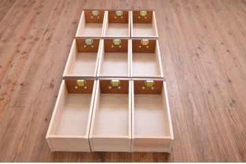 中古　美品　上質な和の雰囲気香る階段箪笥風収納箪笥(整理たんす、階段タンス、和タンス、引き出し)(R-072593)