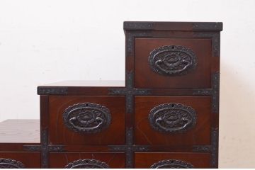 中古　美品　上質な和の雰囲気香る階段箪笥風収納箪笥(整理たんす、階段タンス、和タンス、引き出し)(R-072593)