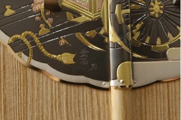 中古　岩手県　国産　職人手造り　美しい金具が目を惹く上品な桐箪笥(胴厚、桐たんす、四方丸、整理タンス、引き出し、チェスト、和箪笥、衣装箪笥、着物箪笥、衣装盆)(R-072594)