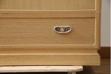 中古　岩手県　国産　職人手造り　美しい金具が目を惹く上品な桐箪笥(胴厚、桐たんす、四方丸、整理タンス、引き出し、チェスト、和箪笥、衣装箪笥、着物箪笥、衣装盆)(R-072594)