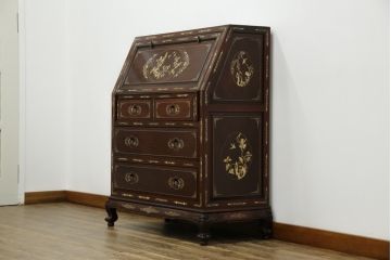 アジアンビンテージ　花梨(カリン)材　上品なデザインの象嵌入りライティングビューロー(ワークデスク、簿記机、収納棚、戸棚、在宅用、在宅ワーク用、引き出し)(R-072600)