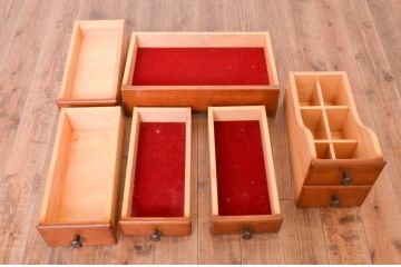 中古　横浜ダニエル(daniel)　Etranger(エトランジェ)　E-303　E-403吊鏡　温かみのある色合いと上品な佇まいが魅力のドレッサー(鏡台、化粧台、ミラー)(R-072604)