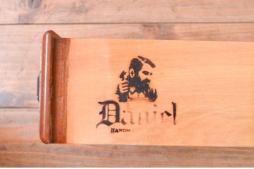 中古　横浜ダニエル(daniel)　Etranger(エトランジェ)　E-303　E-403吊鏡　温かみのある色合いと上品な佇まいが魅力のドレッサー(鏡台、化粧台、ミラー)(R-072604)