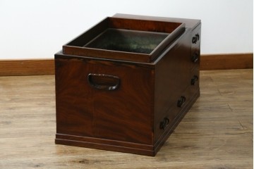 和製アンティーク　欅(ケヤキ)材　和の雰囲気を引き立てる長火鉢　(R-072618)